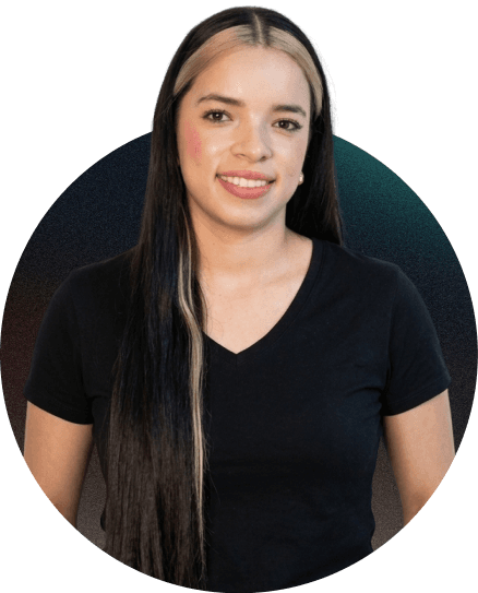 Isabel Cristina Serna, Analista de Distribución
